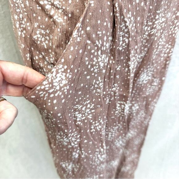 Urban Outfitters Kerriann blush pink floral print wide leg jumpsuit size Medium - Picture 5 of 16